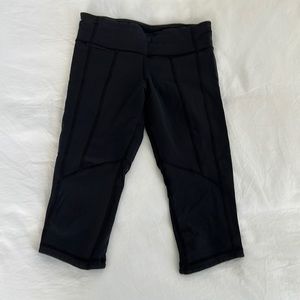 Lululemon cropped running tight size 6